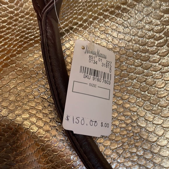 Neiman Marcus tote - Picture 10 of 10